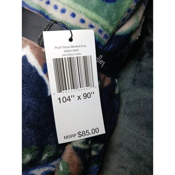 Vera Bradley Plush KING  Throw Blanket JAVA NAVY CAMO BLUE 104 x 90 NWT Limited - Picture 4 of 10